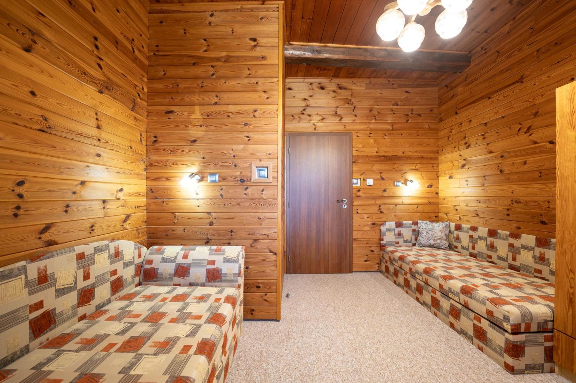 Ea Horsky Hotel Hajenka โมดราวา ภายนอก รูปภาพ